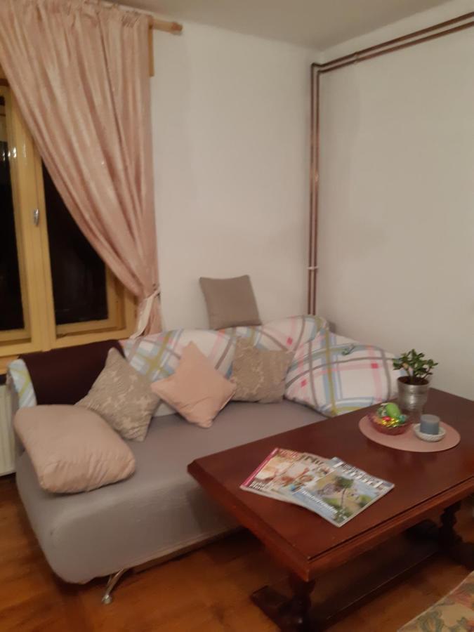 Axtburg Apartments Berbaltavar Екстер'єр фото