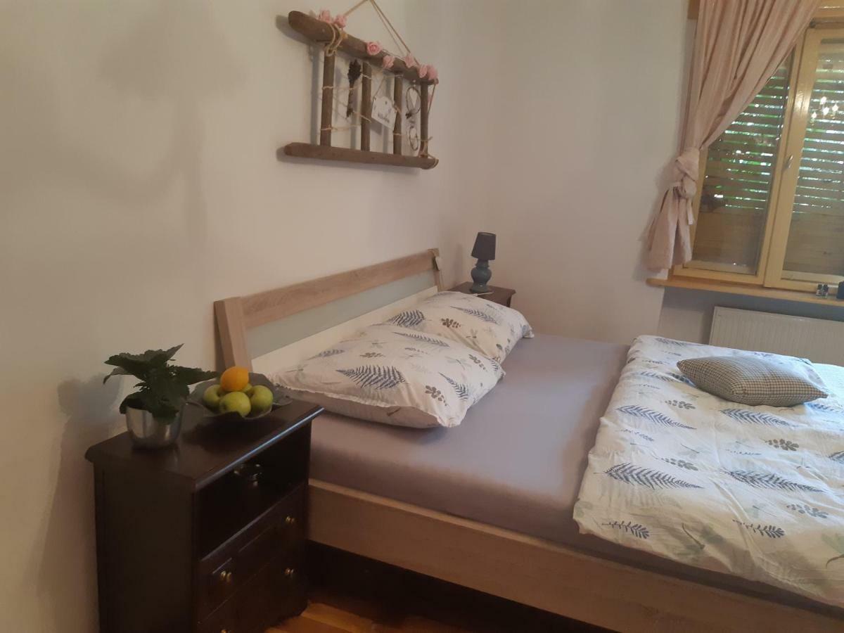 Axtburg Apartments Berbaltavar Екстер'єр фото